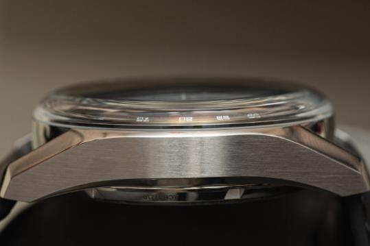 泰格豪雅卡莱拉计时码表 39 毫米“玻璃盒”腕表（图2）