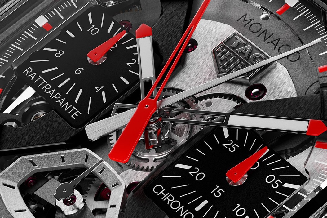 泰格豪雅摩纳哥系列双秒追针计时码表，红蓝双色，非凡时计（图）